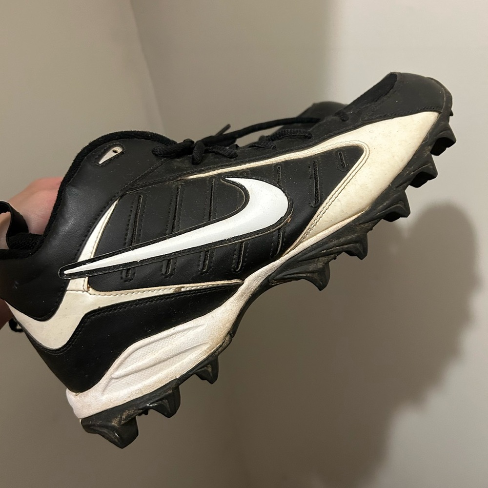 Nike Black and White Athletic Shoes